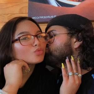 Meet your Posher, Harley